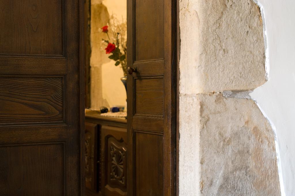Chambres D'Hotes Jauregia Saint-Etienne-de-Baigorry Kültér fotó